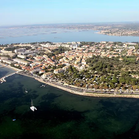 شقة F1 Avec Balcon Et Parking, A 5 Min Des Thermes Et De L'etang De Thau, Animaux Admis - Fr-1-503-16 *
