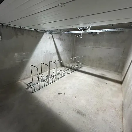 Ideal Pres Des Thermes De Avec Balcon Et Parking Prive - Fr-1-503-16 Apartment